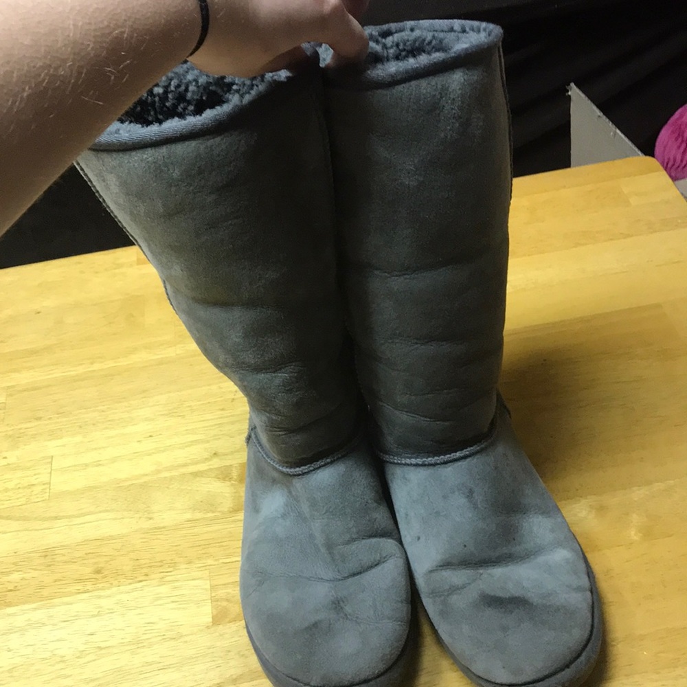 Gray tall Uggs